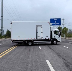 Isuzu KV100 refrigerated vehicle