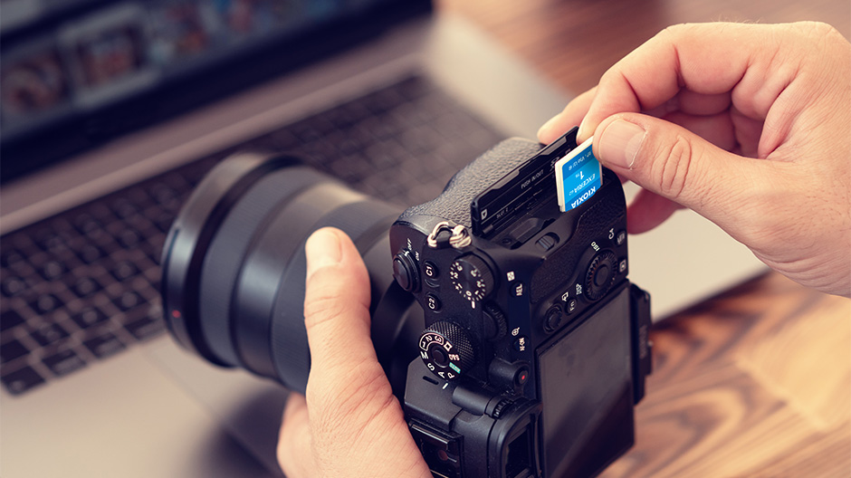 SD Card | EXCERIA G2