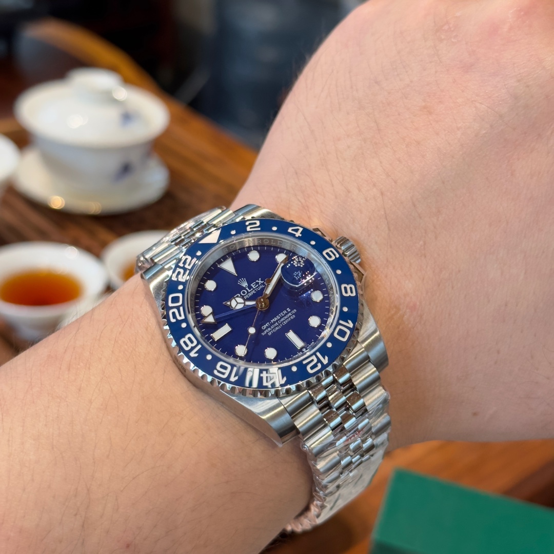 Orologio Rolex Submariner 116610LV-0002 con quadrante blu (Orologio Rolex Submariner 116610LV0002 con quadrante blu)