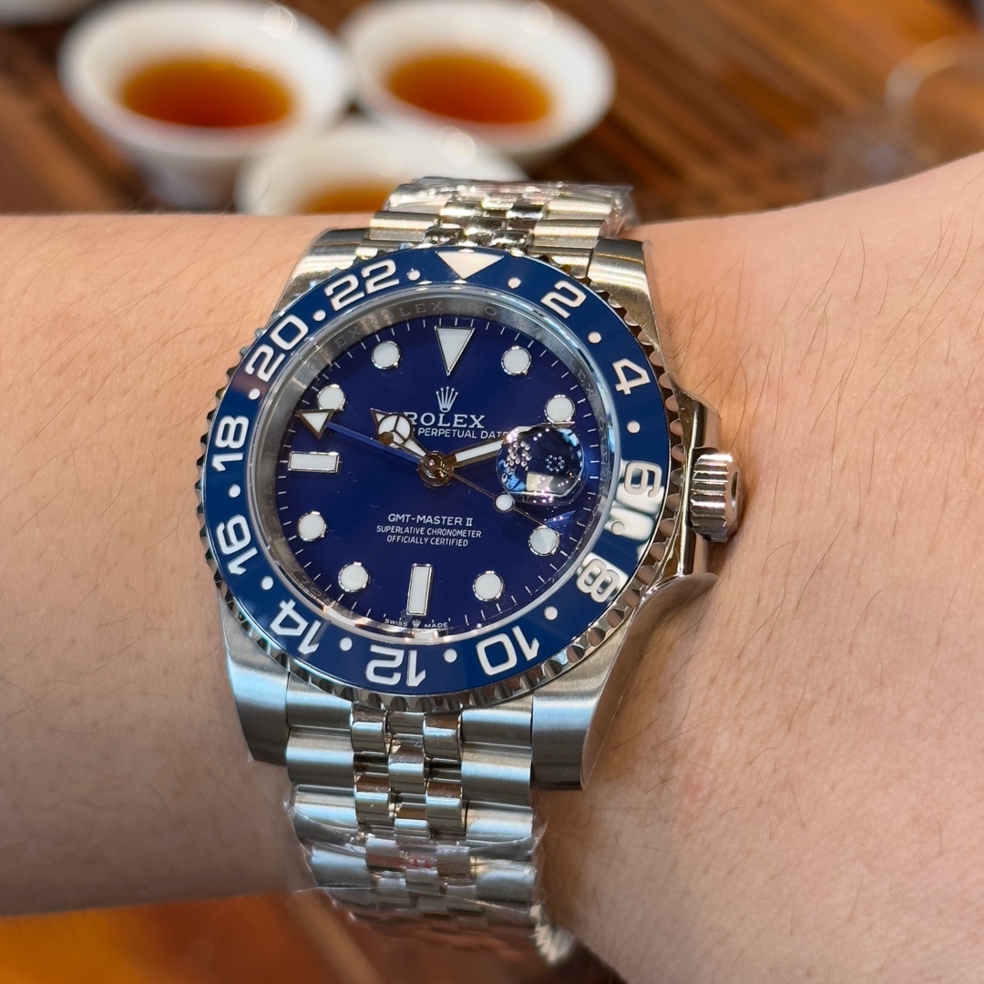 Orologio Rolex Submariner 116610LV-0002 con quadrante blu (Orologio Rolex Submariner 116610LV0002 con quadrante blu)