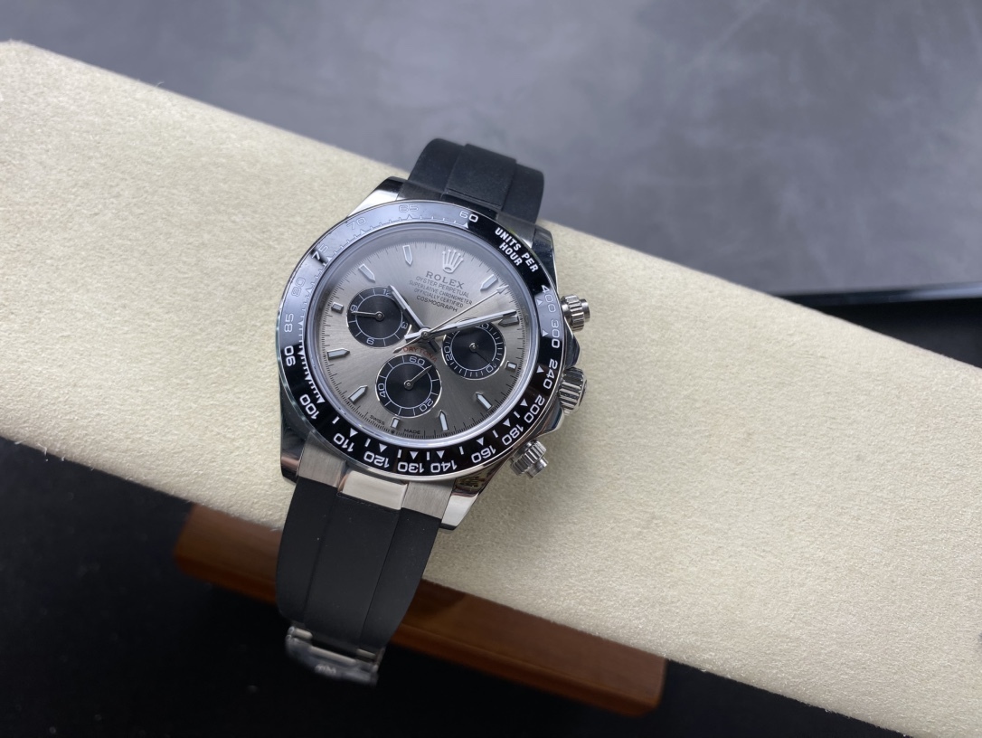 La nuova serie Rolex Daytona di SK Factory: lo standard per gli uomini di successo.