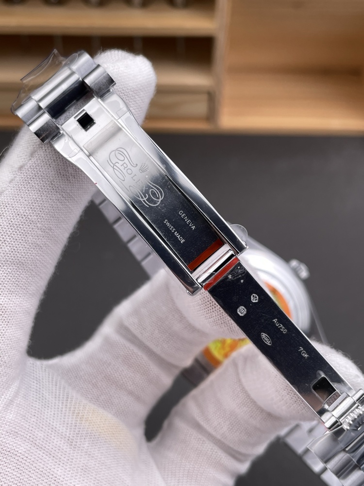 La serie Rolex Datejust è l'orologio da uomo più venduto.