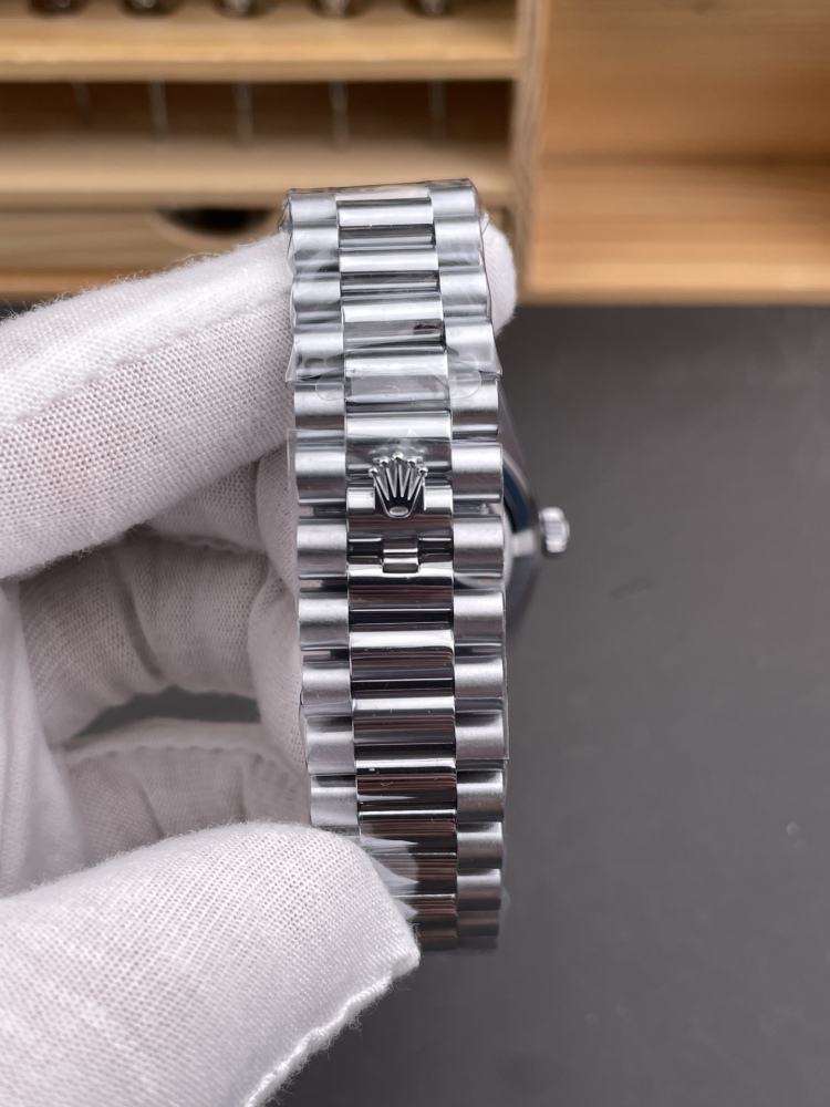 La serie Rolex Datejust è l'orologio da uomo più venduto.