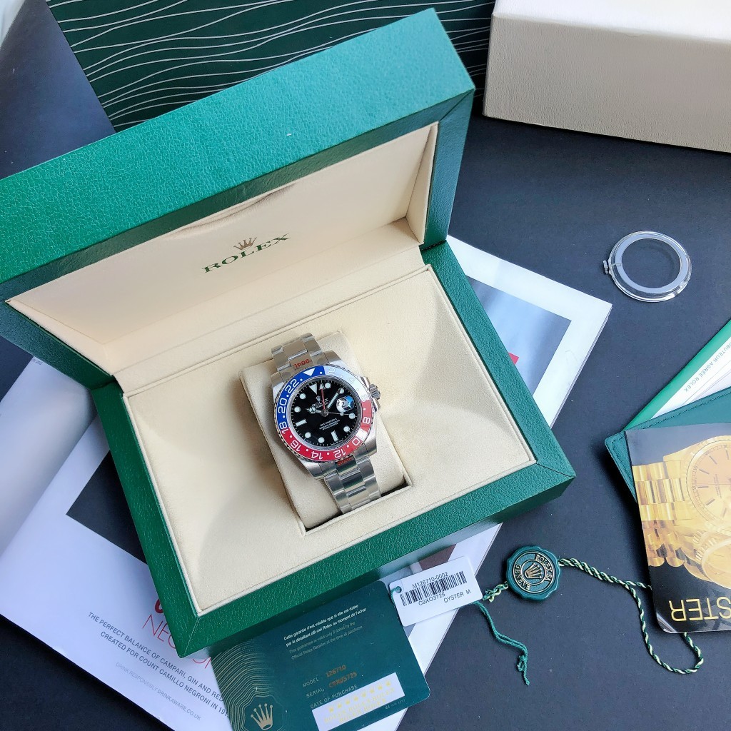 Rosso e blu, un classico senza tempo: l'orologio Rolex GMT-Master II "Pepsi Bezel"