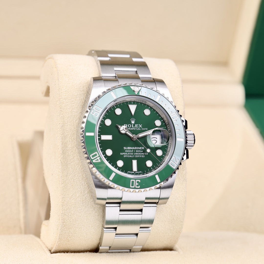 Orologio Rolex Submariner 116610LV-0002 con quadrante verde (Submariner verde 116610LV0002 con quadrante verde)beni di lusso di alta gamma