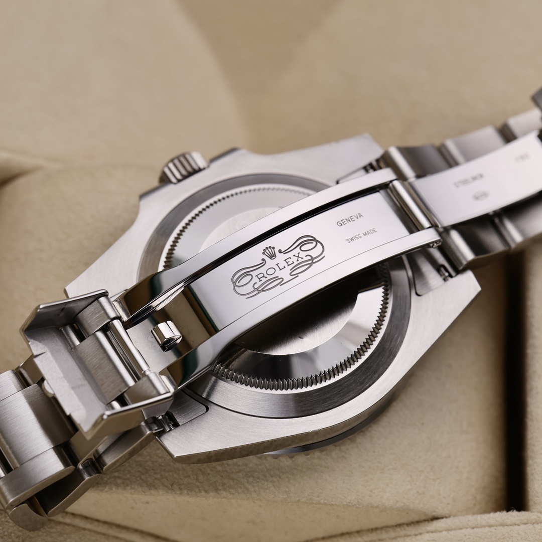 Orologio Rolex Submariner 116610LV-0002 con quadrante verde (Submariner verde 116610LV0002 con quadrante verde)beni di lusso di alta gamma