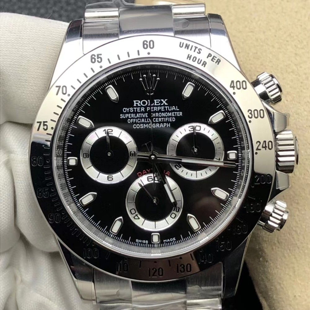 Orologio Rolex Cosmograph Daytona in acciaio Lusso di altissimo livello, squisita semplicità, che trasuda prestigio.
