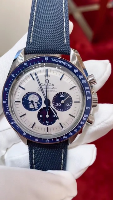 Omega Speedmaster Professional Moonwatch Snoopy Silver Edition con lunetta blu e cinturino in tela - Orologio da uomo meccanico automatico