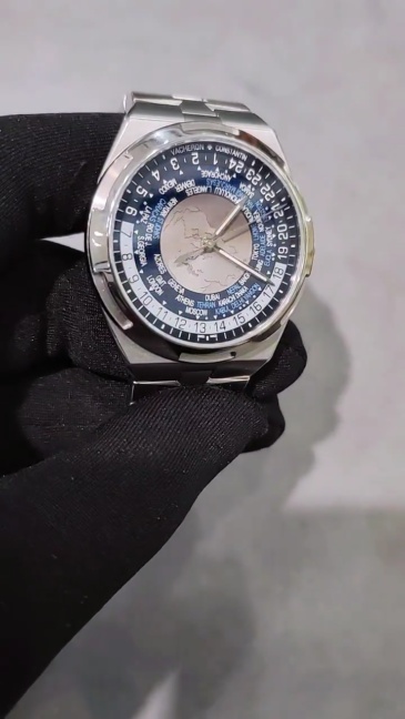 Orologio da uomo automatico Vacheron Constantin Overseas World Time, con sigillo di Ginevra.
