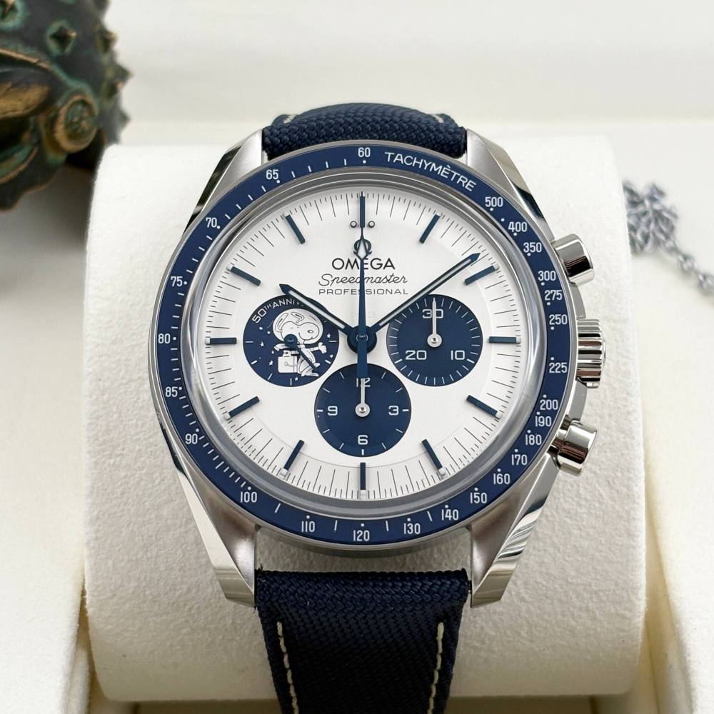 Omega Speedmaster Professional Moonwatch Snoopy Silver Edition con lunetta blu e cinturino in tela - Orologio da uomo meccanico automatico