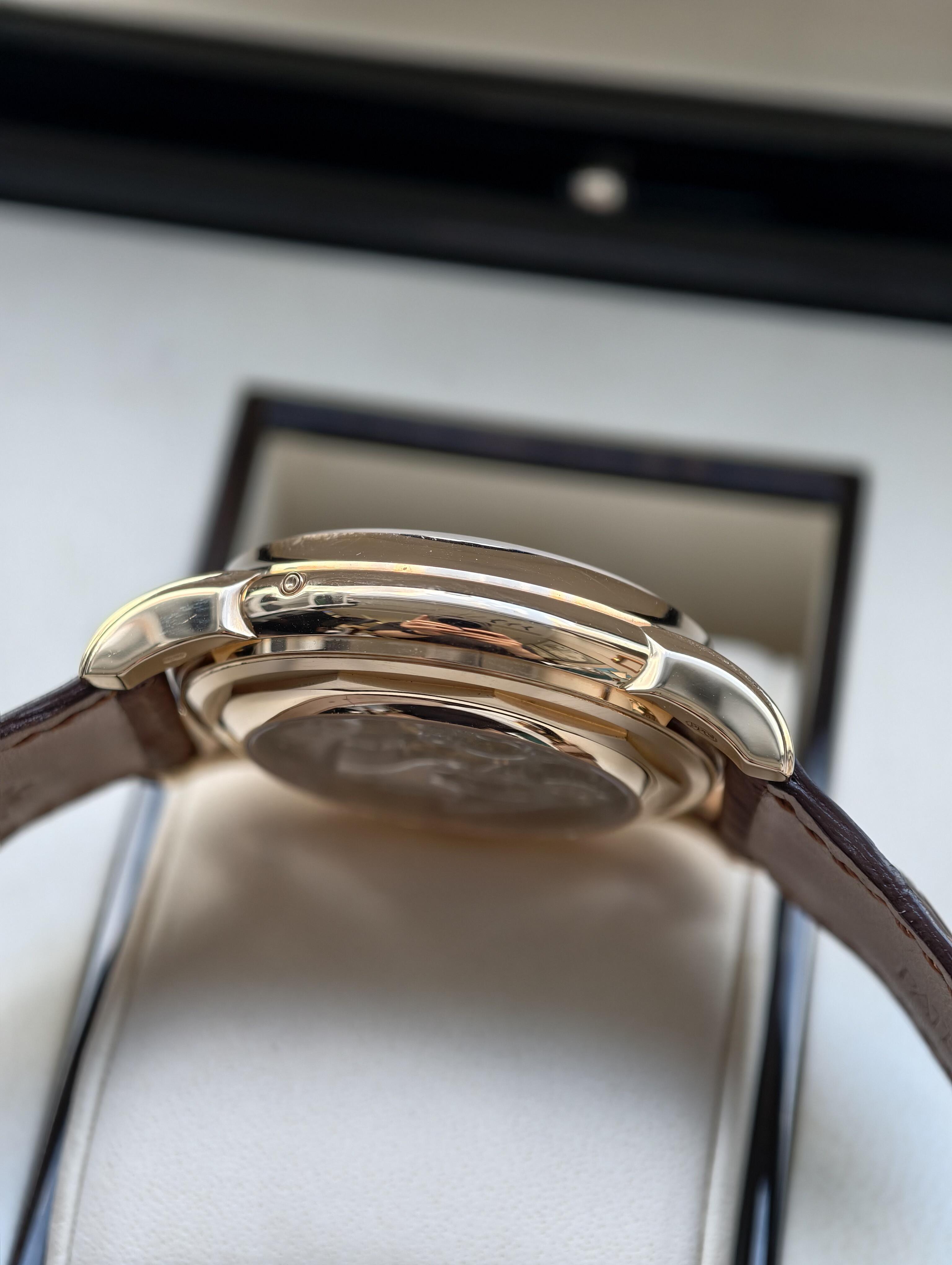 Orologio Patek Philippe Grand Complications, cronografo con calendario perpetuo in oro rosa, automatico meccanico da uomo.