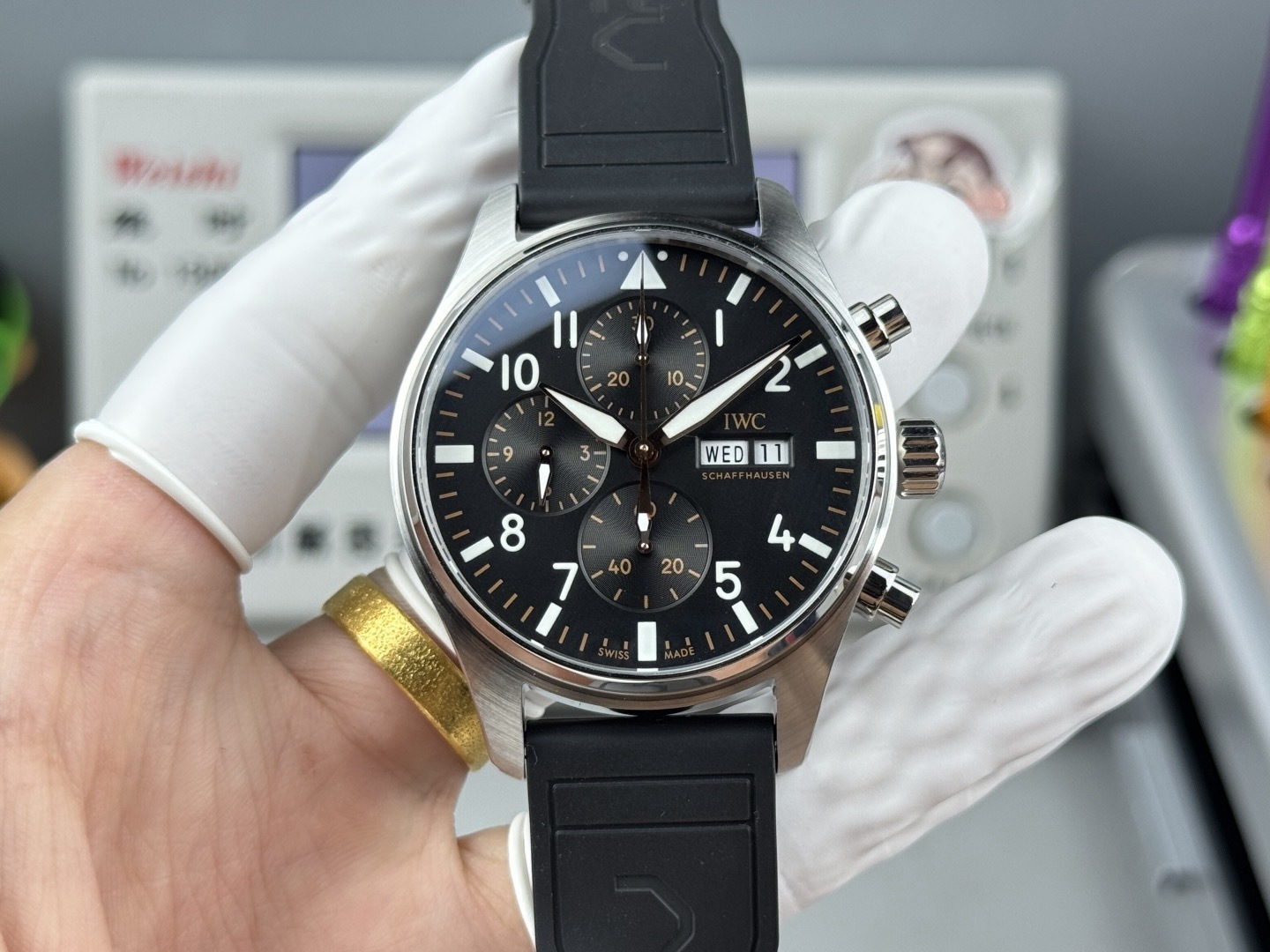 Orologio da pilota IWC, cronografo con quadrante nero e doppio calendario, orologio meccanico automatico da uomo.