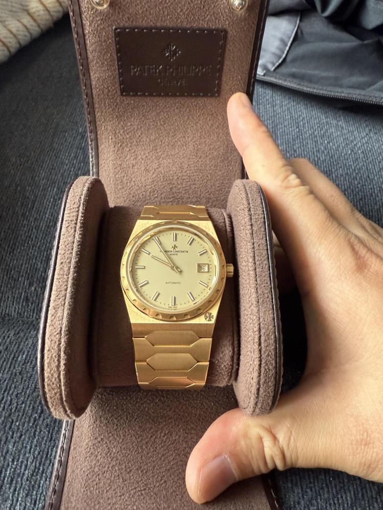 Orologio da uomo automatico Vacheron Constantin Overseas con sigillo di Ginevra