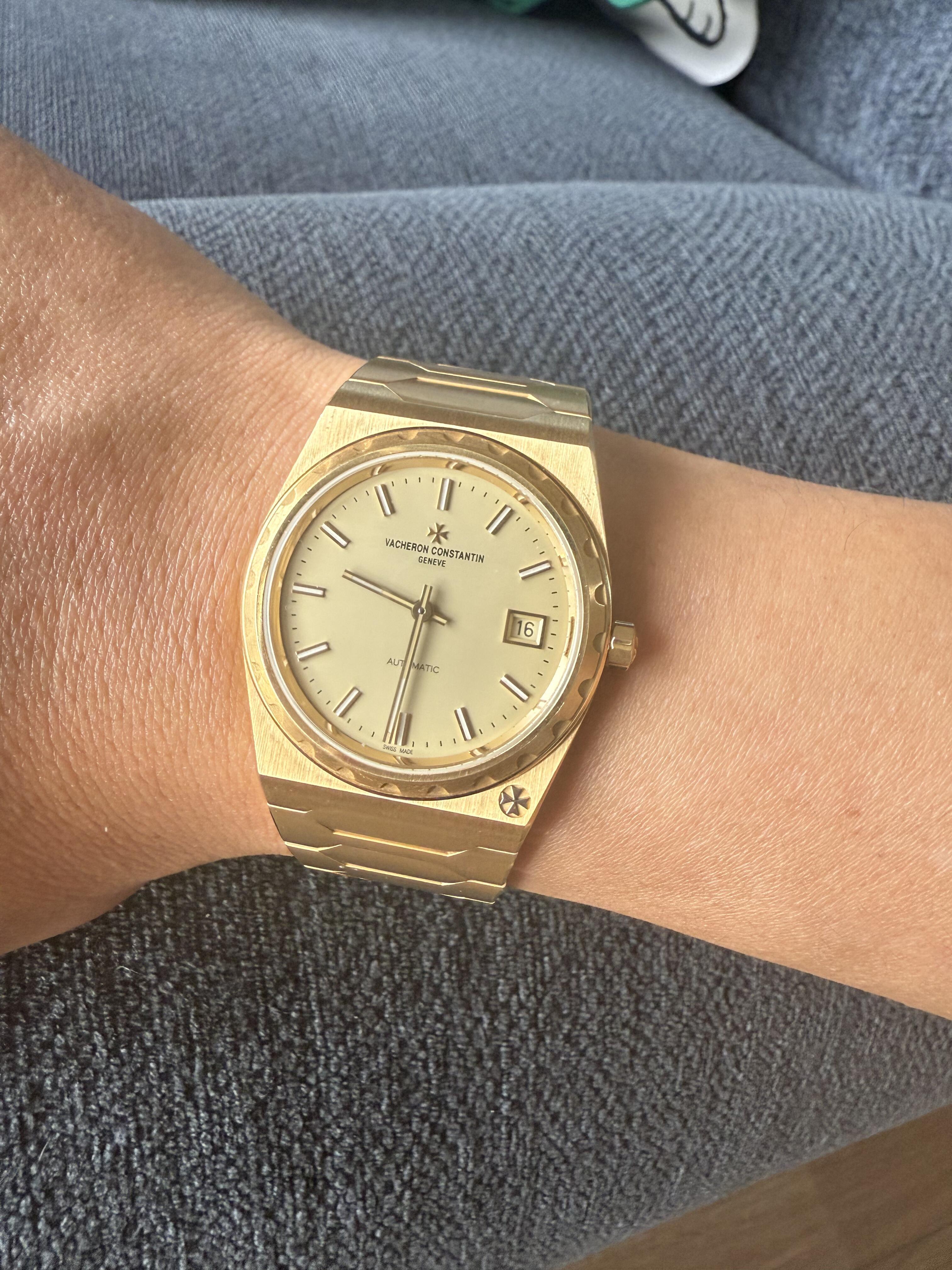 Orologio da uomo automatico Vacheron Constantin Overseas con sigillo di Ginevra