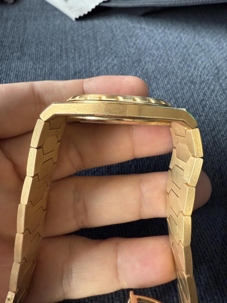 Orologio da uomo automatico Vacheron Constantin Overseas con sigillo di Ginevra