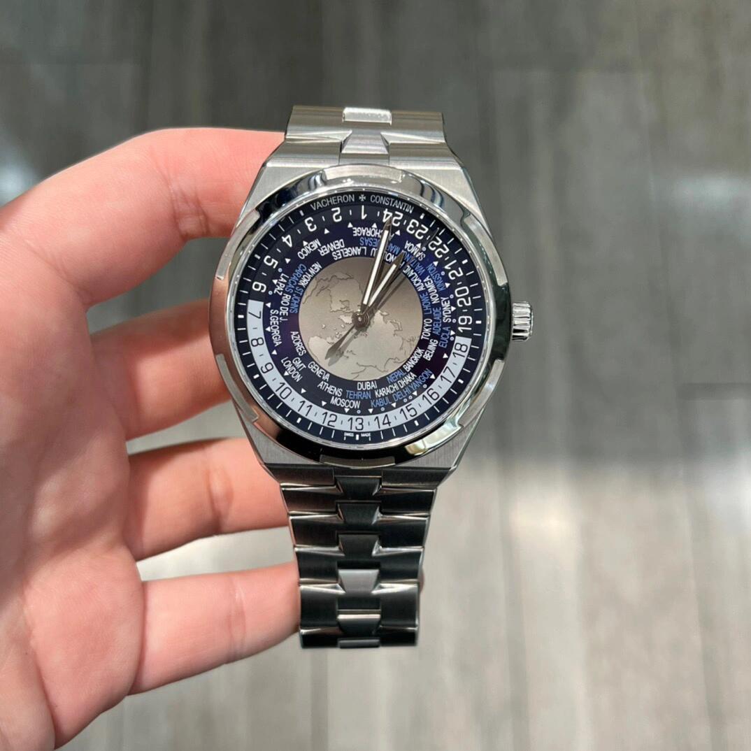Orologio da uomo automatico Vacheron Constantin Overseas World Time, con sigillo di Ginevra.