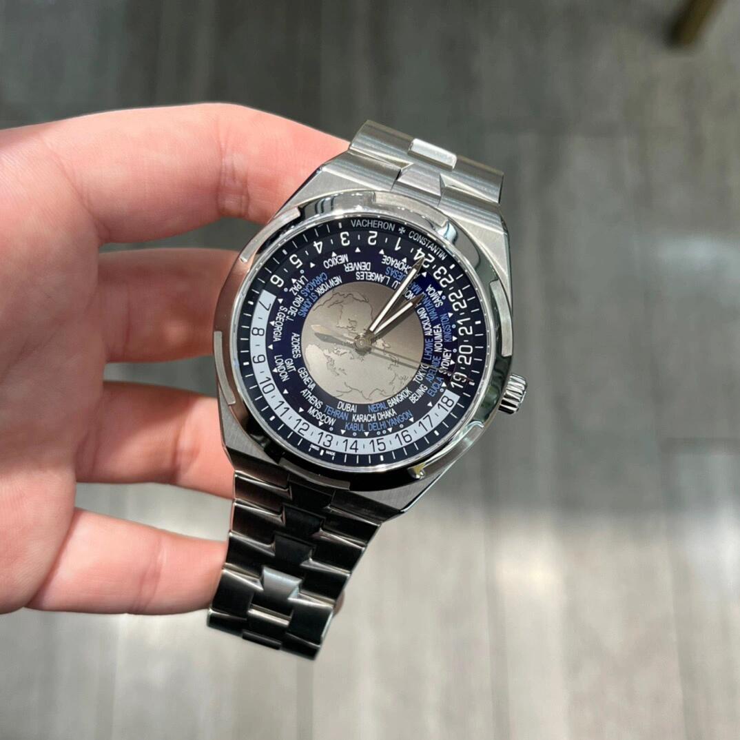 Orologio da uomo automatico Vacheron Constantin Overseas World Time, con sigillo di Ginevra.