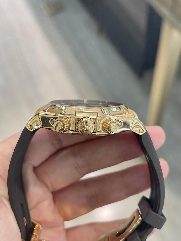 Orologio sportivo di lusso Vacheron Constantin Overseas in oro con complicazioni