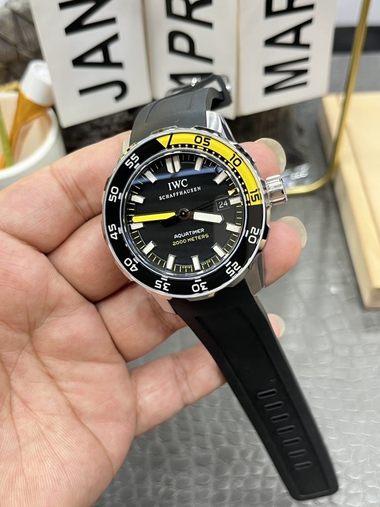 Orologio IWC Ocean Series V6S / Lunetta in ceramica da 44 mm / Alimentato da movimento meccanico automatico Seagull 2824