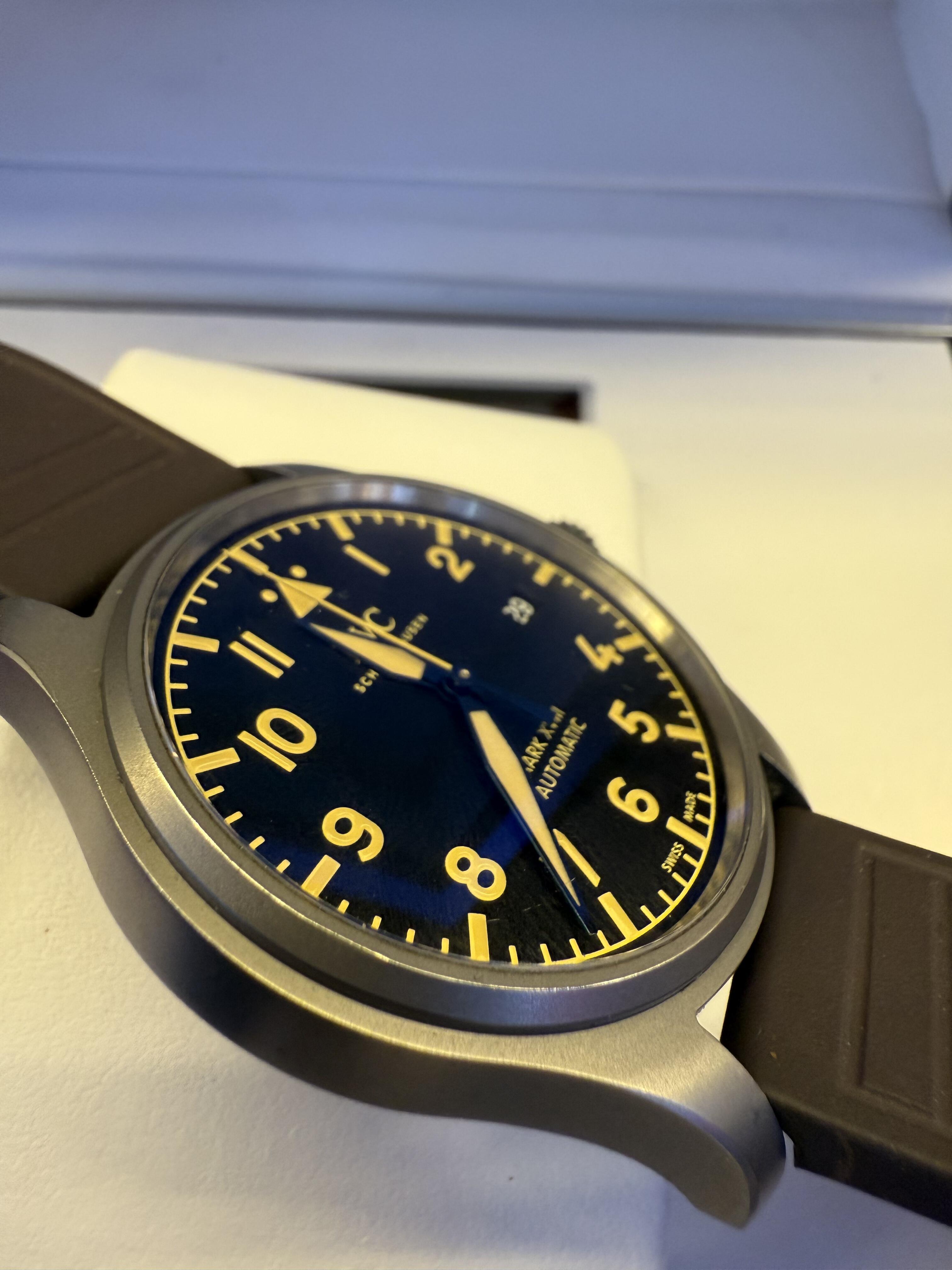 Orologio sportivo retrò IWC Pilot's Watch Mark XVIII in titanio