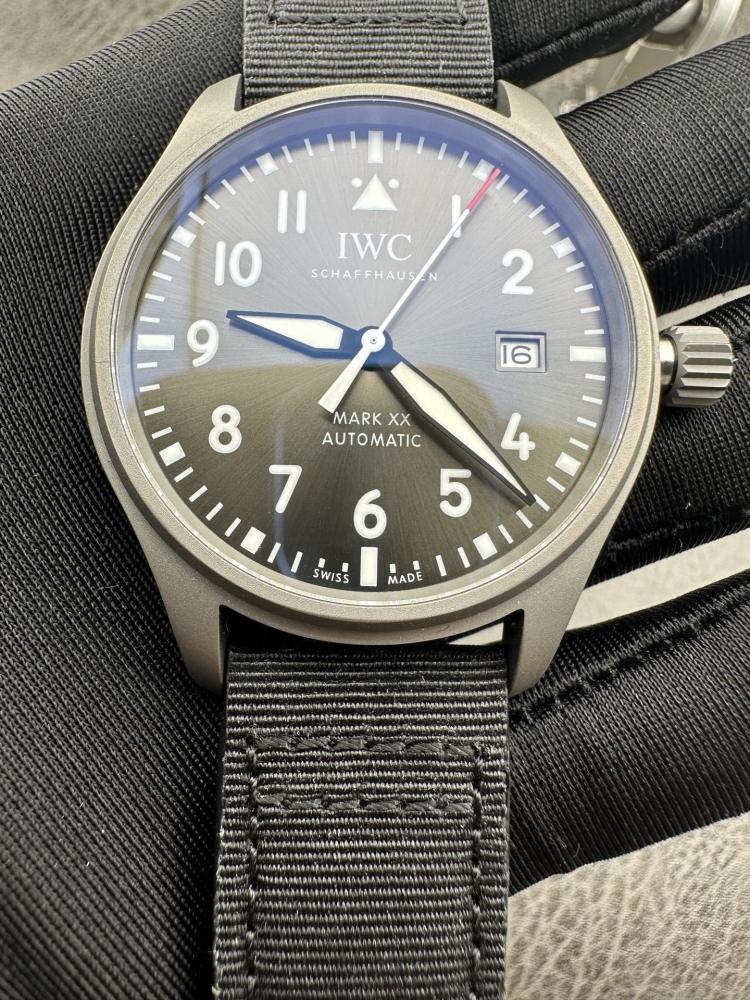 Mark XII AMG Petronas F1 Team Special Edition