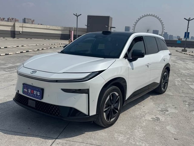 Toyota Platina 3X 2025 Model Year 520Pro+ LiDAR Edition