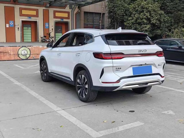 BYD Song PLUS (Sealion 6) 2024 Honor Edition DM-i 71 kW Luxury Version