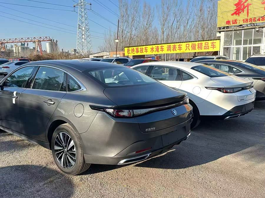 Changan Eado PHEV 2025 145kW High-Performance  "Smart New Blue Whale"