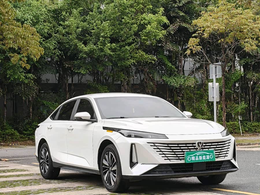 Changan Eado PHEV 2025 145kW High-Performance  "Smart New Blue Whale"
