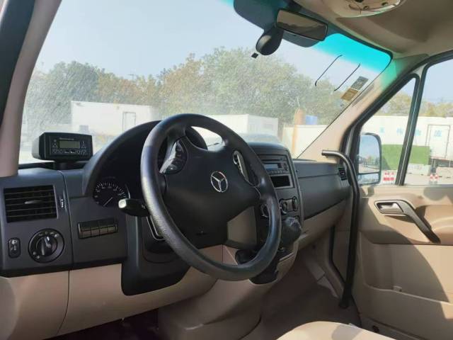 Benz 2012 Sprinter Premium Tour 2.1T Manual Long Wheelbase Extended Version, 20-Seater