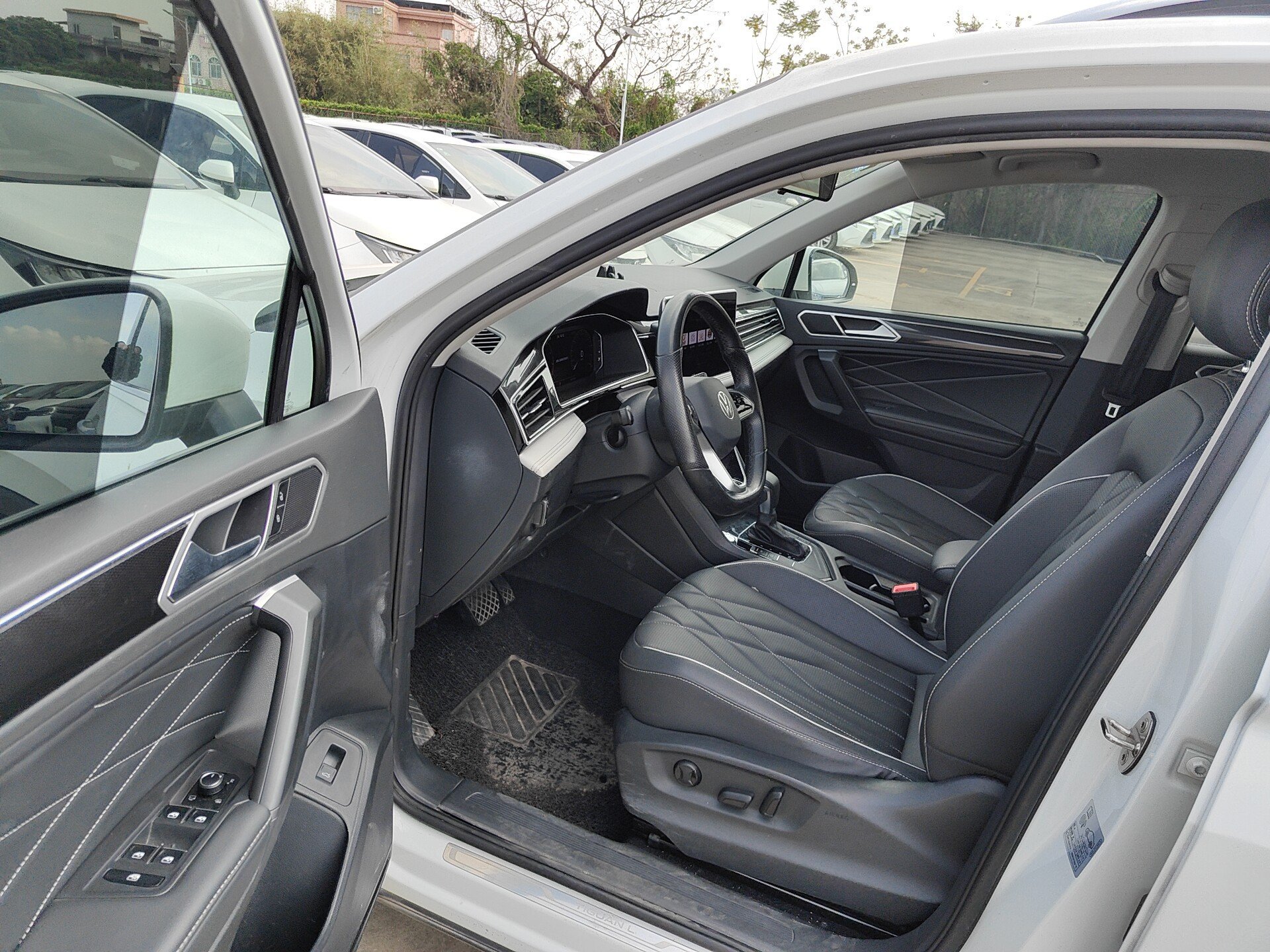 Volkswagen Tiguan L 2023 300TSI Automatic 2WD Zhixiang Edition