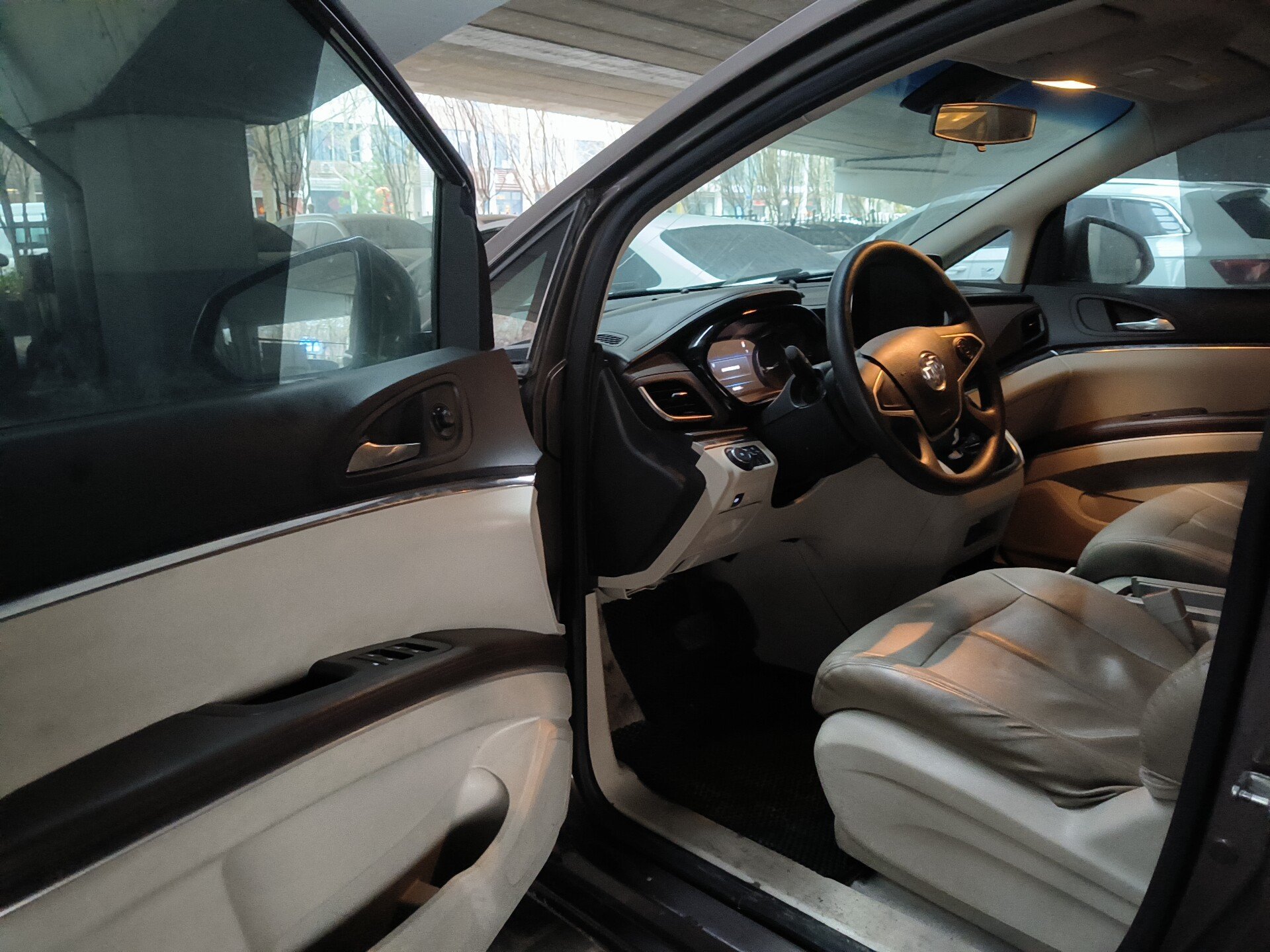 Buick GL8 2022 Land Executive 652T Comfort Edition