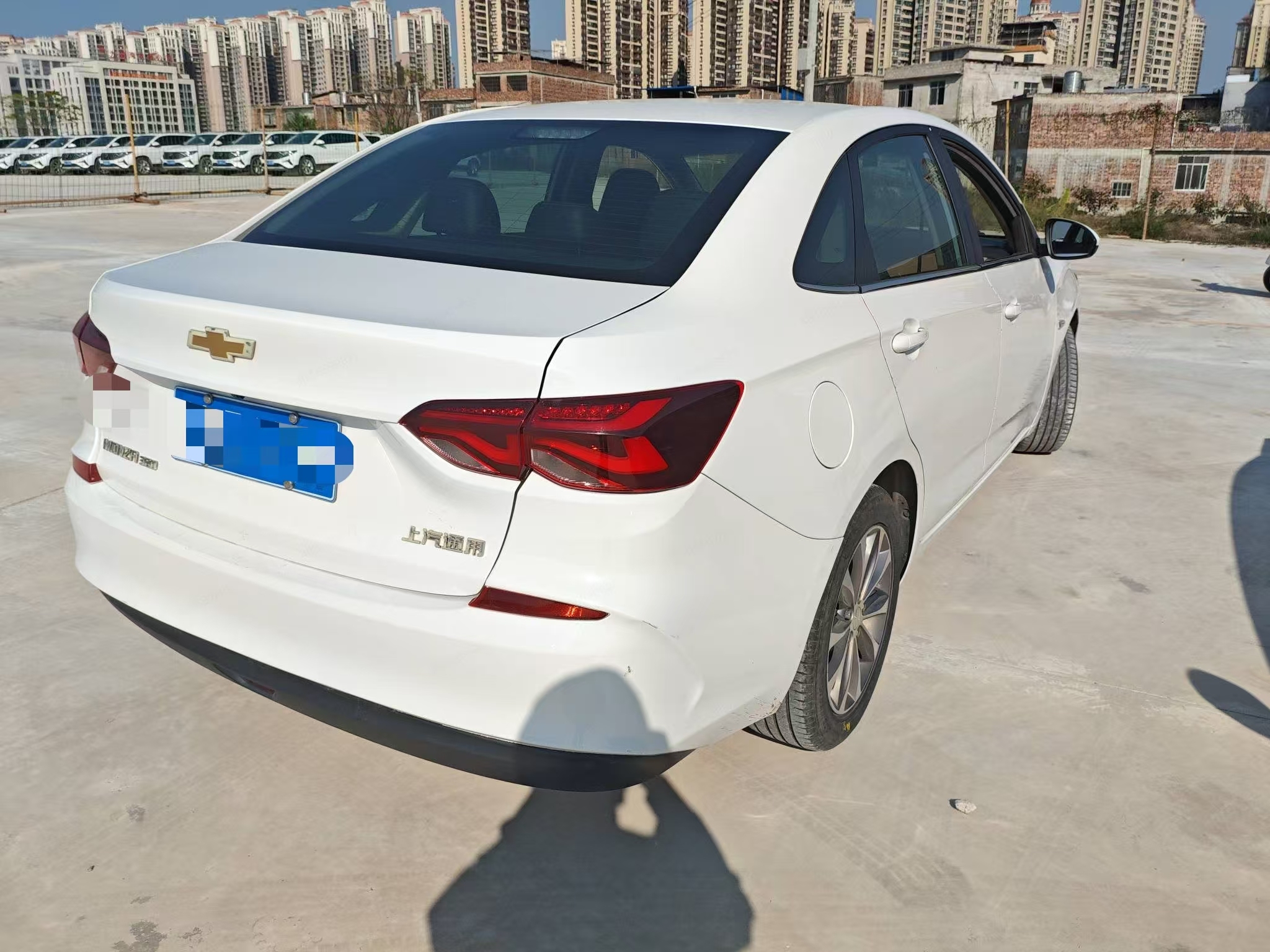 Chevrolet Cruze 320 2022 Automatic "Joy" Sunroof Edition