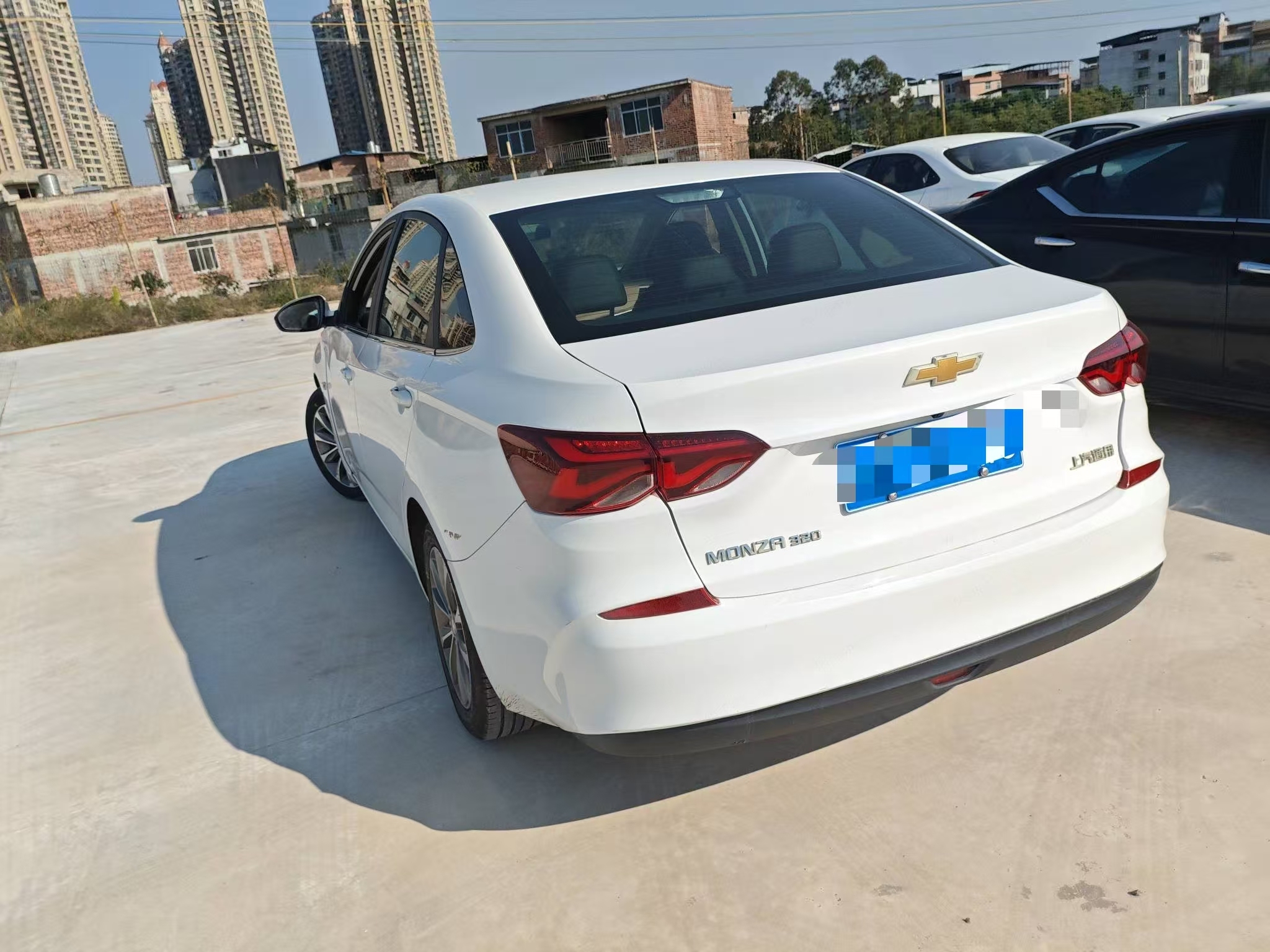 Chevrolet Cruze 320 2022 Automatic "Joy" Sunroof Edition