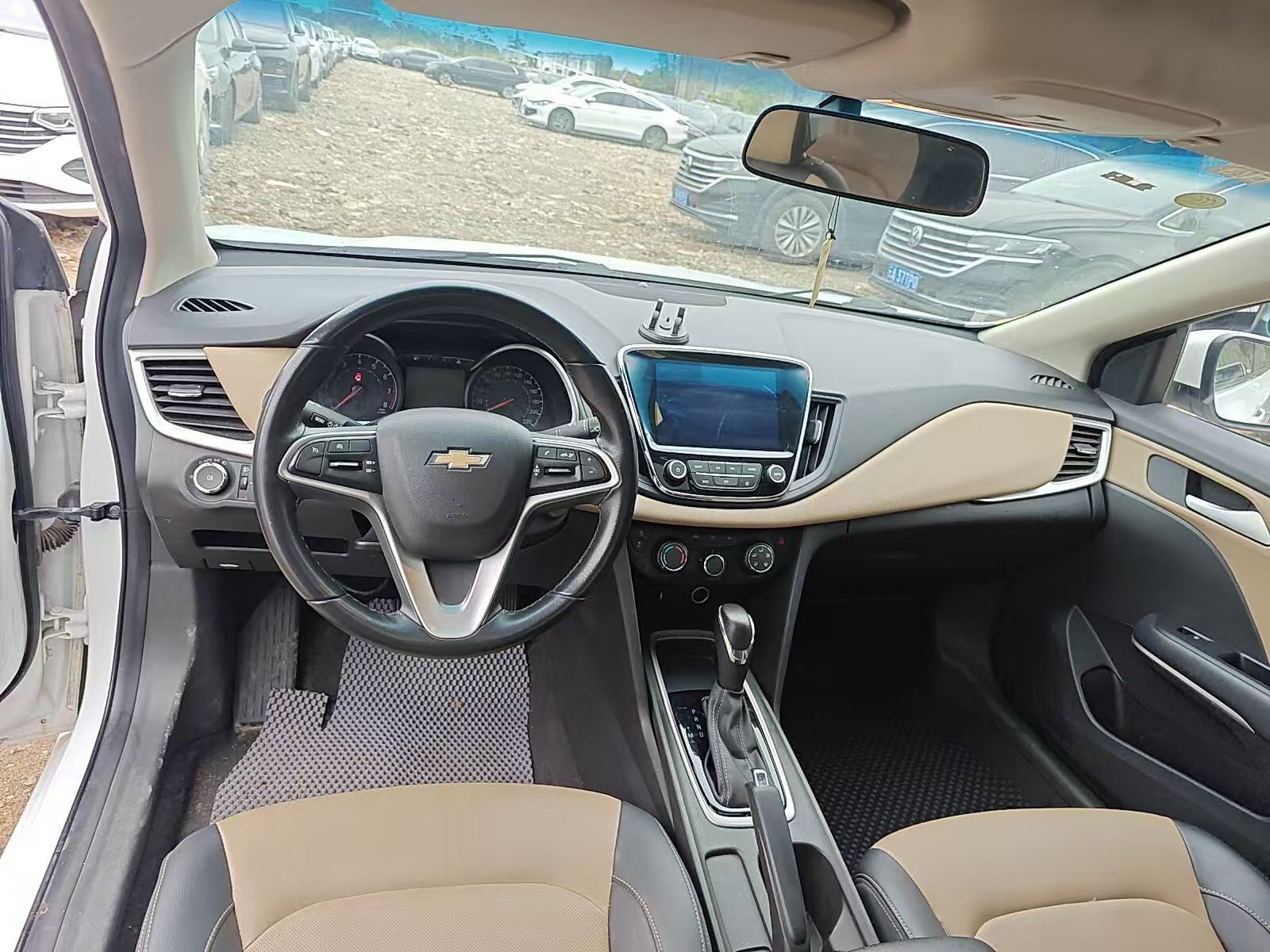 Chevrolet Cruze 320 2022 Automatic "Joy" Sunroof Edition