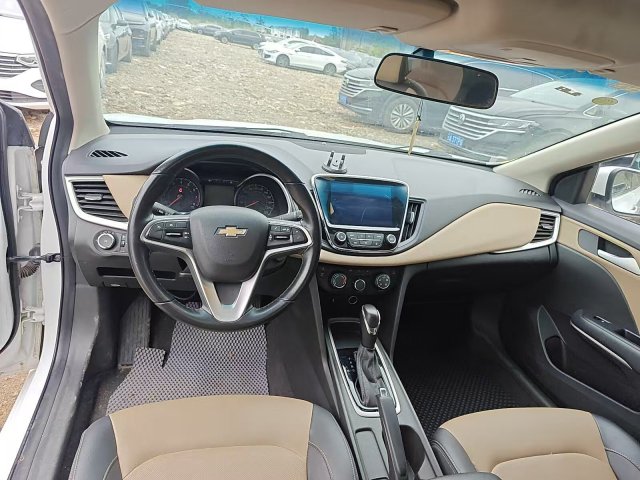 Chevrolet Cruze 320 2022 Automatic "Joy" Sunroof Edition