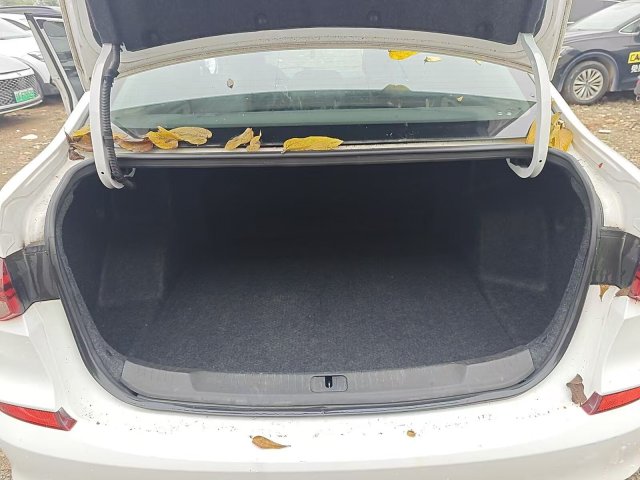 Chevrolet Cruze 320 2022 Automatic "Joy" Sunroof Edition