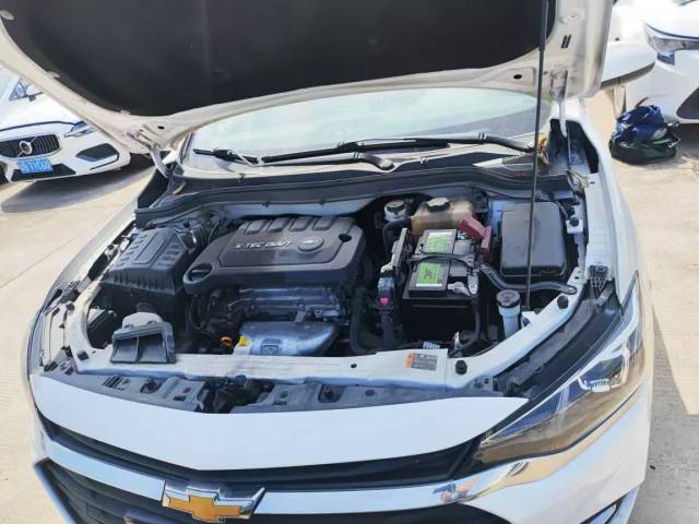 Chevrolet Cruze 320 2022 Automatic "Joy" Sunroof Edition