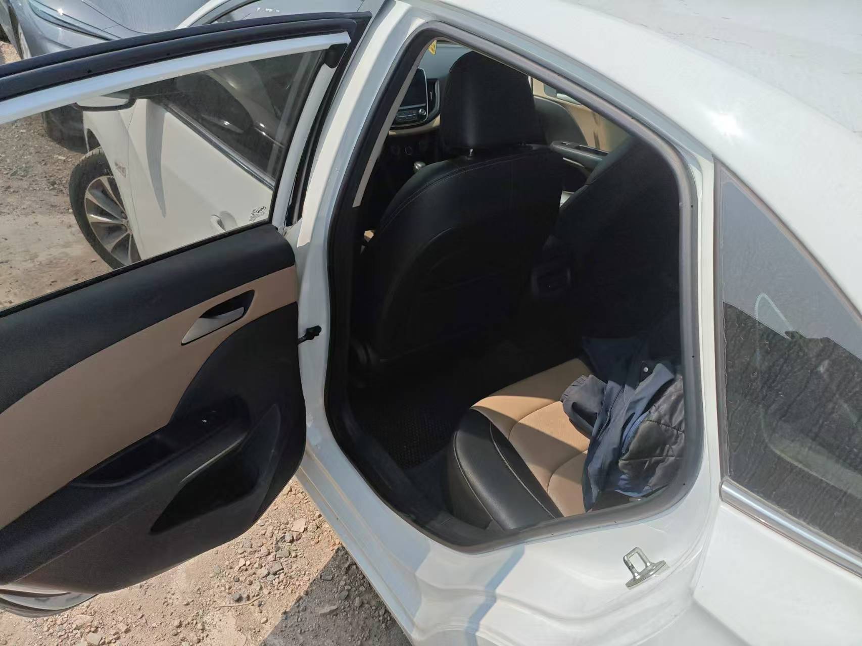 Chevrolet Cruze 320 2022 Automatic "Joy" Sunroof Edition