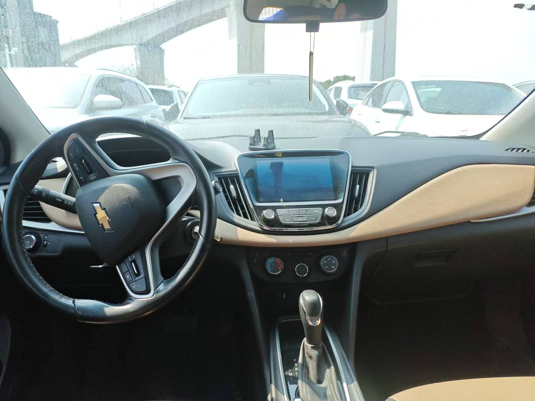 Chevrolet Cruze 320 2022 Automatic "Joy" Sunroof Edition