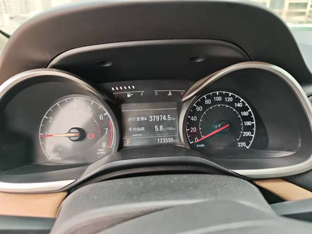 Chevrolet Cruze 320 2022 Automatic "Joy" Sunroof Edition