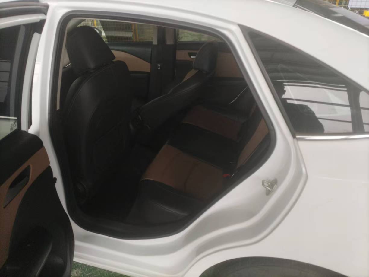 Chevrolet Cruze 320 2022 Automatic "Joy" Sunroof Edition