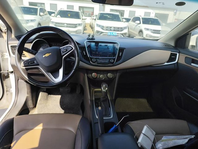 Chevrolet Cruze 320 2022 Automatic "Joy" Sunroof Edition
