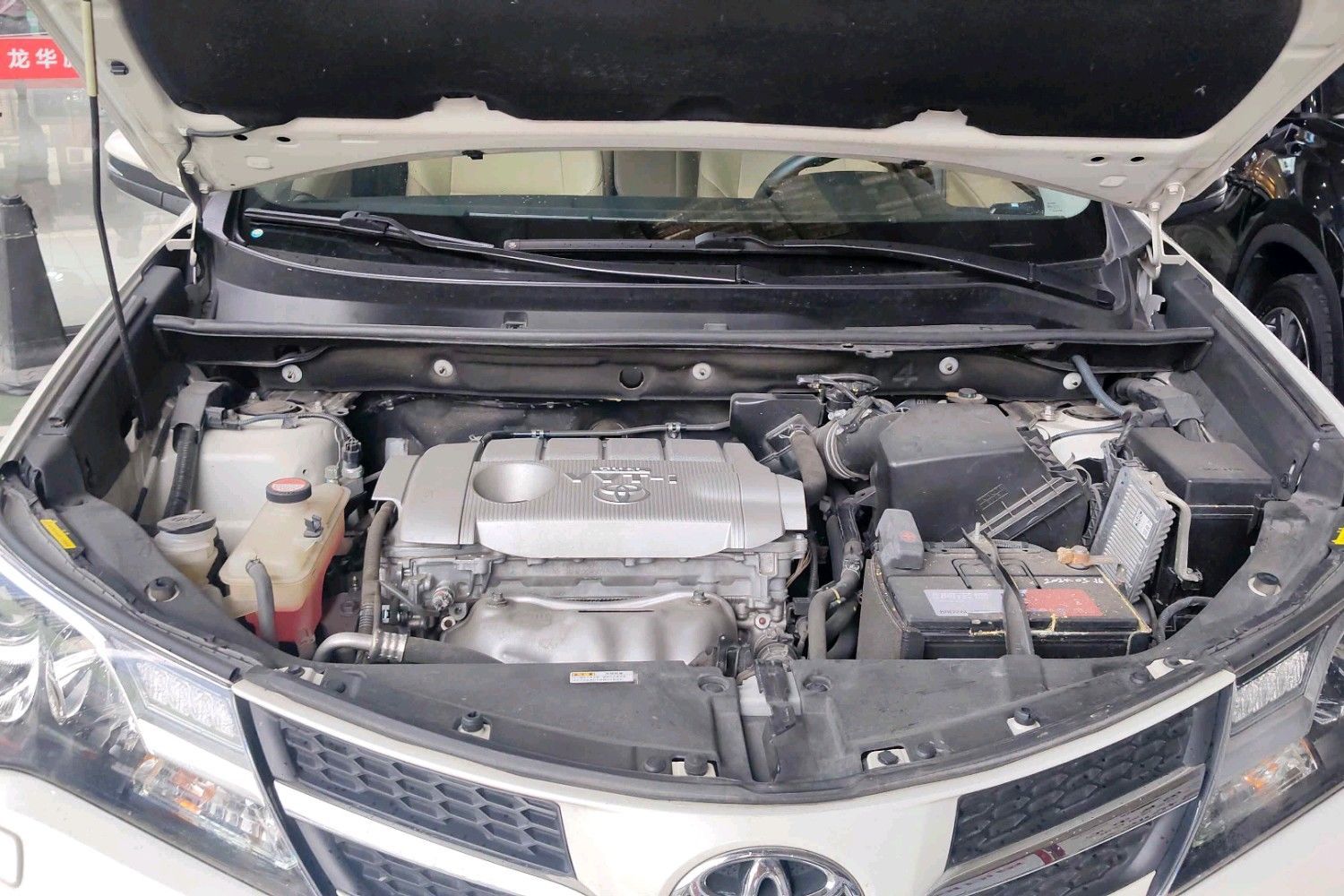 Toyota RAV4 2015 2.5L Automatic AWD Elite