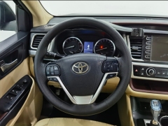 Toyota Highlander 2015 2.0T Elite Edition 7-Seater AWD