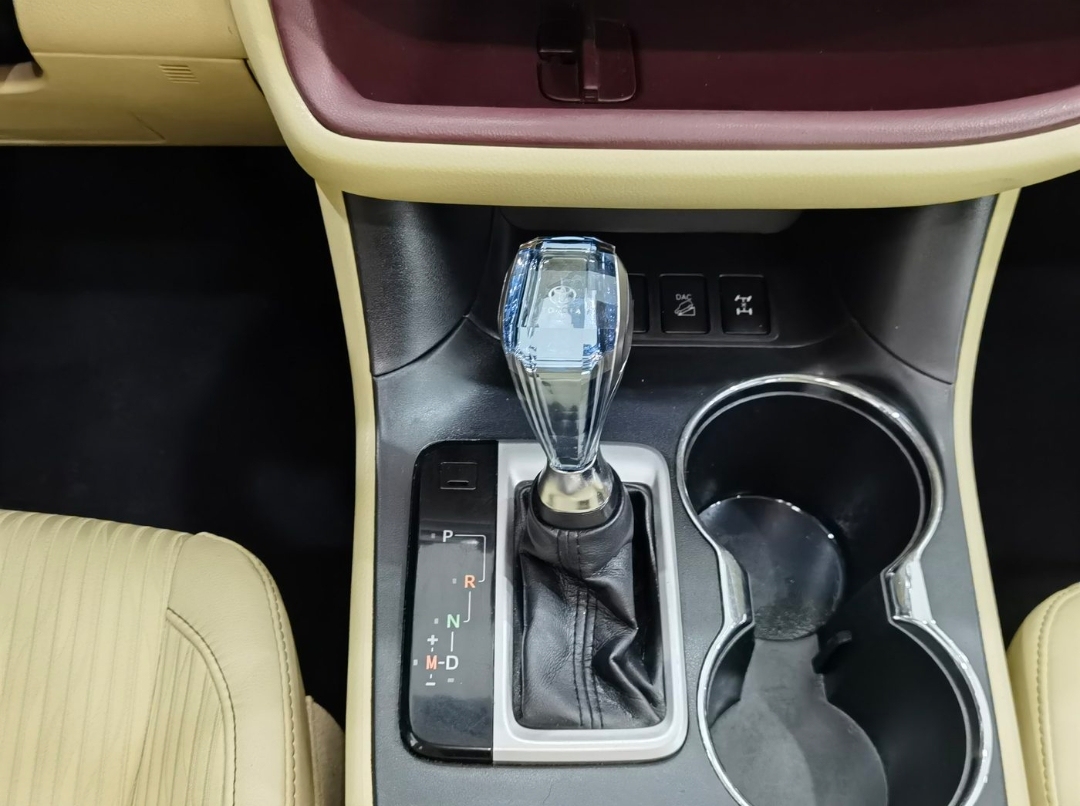 Toyota Highlander 2015 2.0T Elite Edition 7-Seater AWD