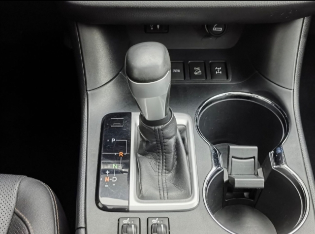 Toyota Highlander 2015 2.0T Luxury Edition 7-Seater AWD