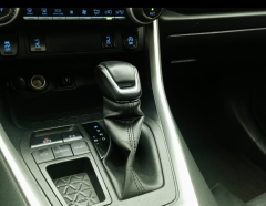 Toyota RAV4 2020 Model 2.0L CVT Fashion Plus Edition