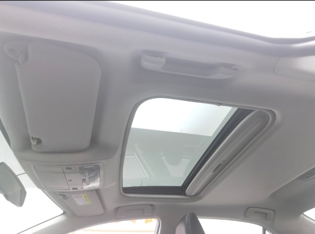 Toyota Corolla Dual Engine E+ 2019 1.8L Leading Edition Plug-in Hybrid