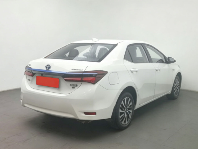 Toyota Corolla Dual Engine E+ 2019 1.8L Leading Edition Plug-in Hybrid